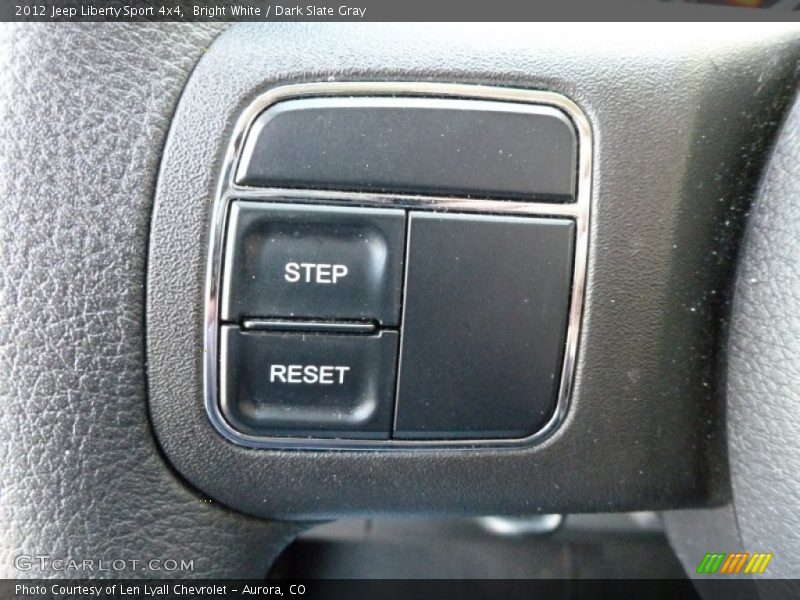 Bright White / Dark Slate Gray 2012 Jeep Liberty Sport 4x4
