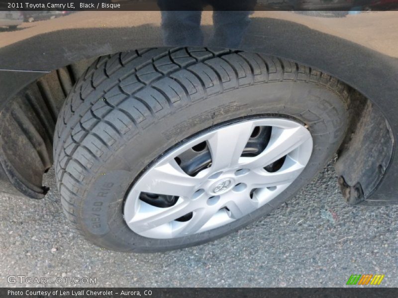 Black / Bisque 2011 Toyota Camry LE