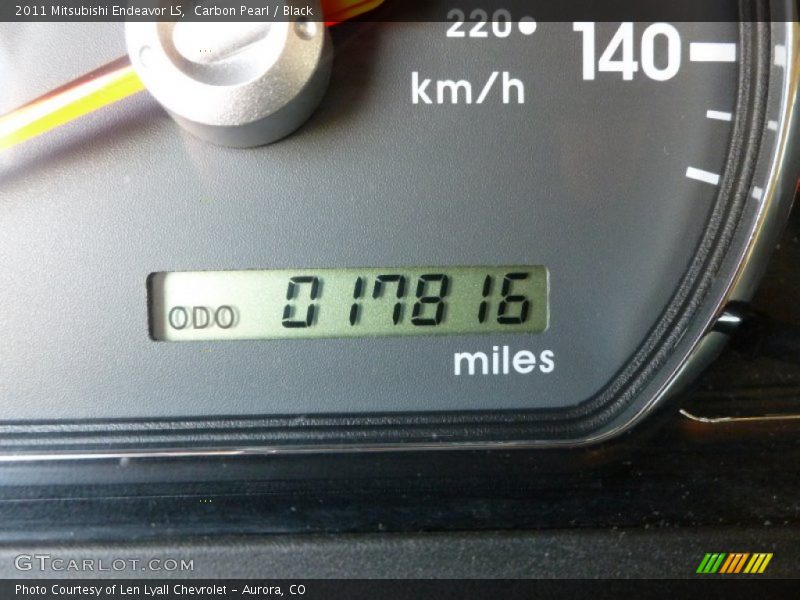 Carbon Pearl / Black 2011 Mitsubishi Endeavor LS