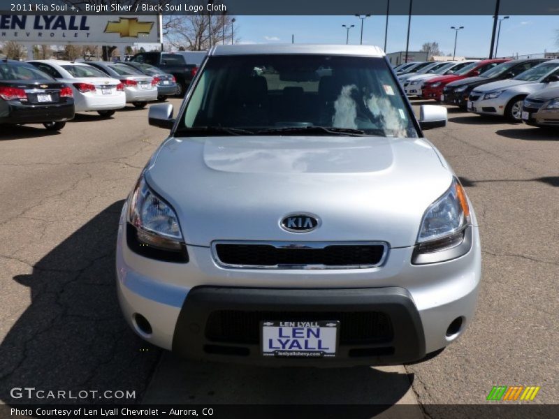 Bright Silver / Black Soul Logo Cloth 2011 Kia Soul +