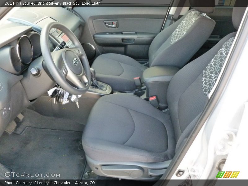 Bright Silver / Black Soul Logo Cloth 2011 Kia Soul +