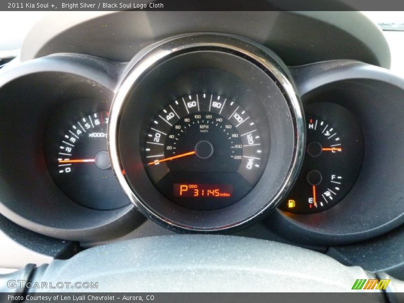 Bright Silver / Black Soul Logo Cloth 2011 Kia Soul +