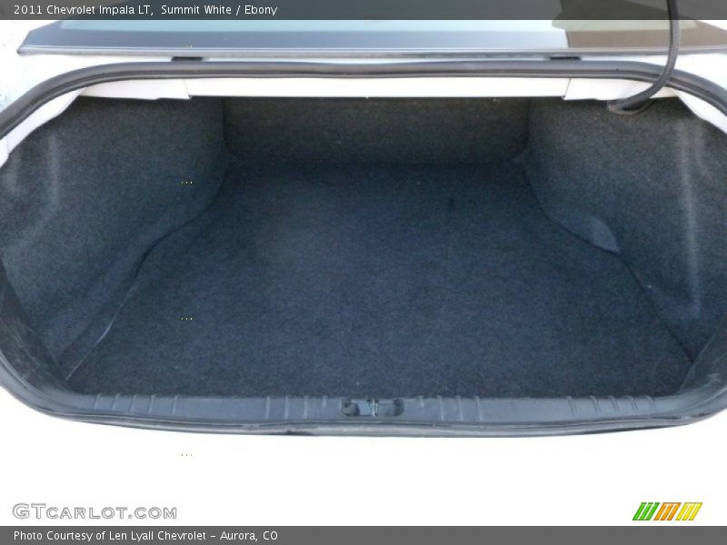 Summit White / Ebony 2011 Chevrolet Impala LT