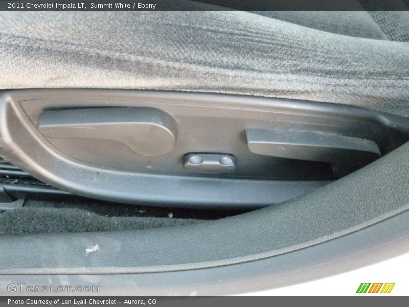 Summit White / Ebony 2011 Chevrolet Impala LT