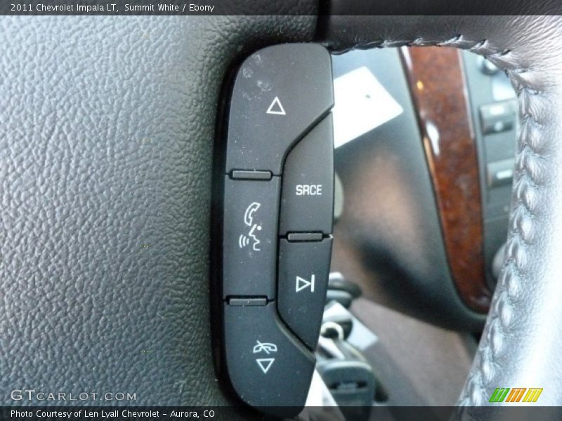 Summit White / Ebony 2011 Chevrolet Impala LT