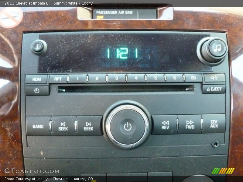 Summit White / Ebony 2011 Chevrolet Impala LT