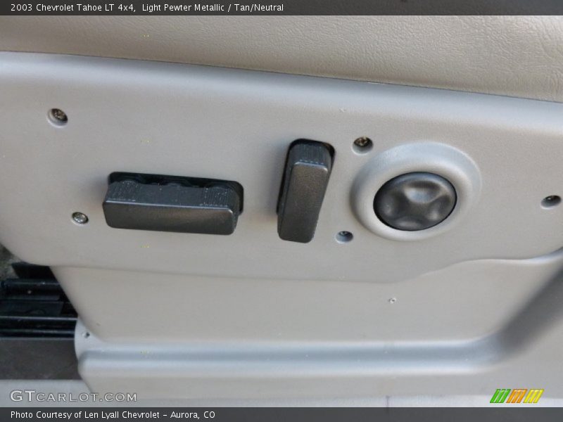 Light Pewter Metallic / Tan/Neutral 2003 Chevrolet Tahoe LT 4x4