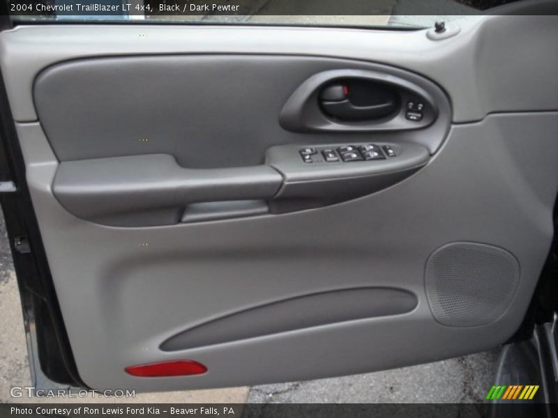 Black / Dark Pewter 2004 Chevrolet TrailBlazer LT 4x4