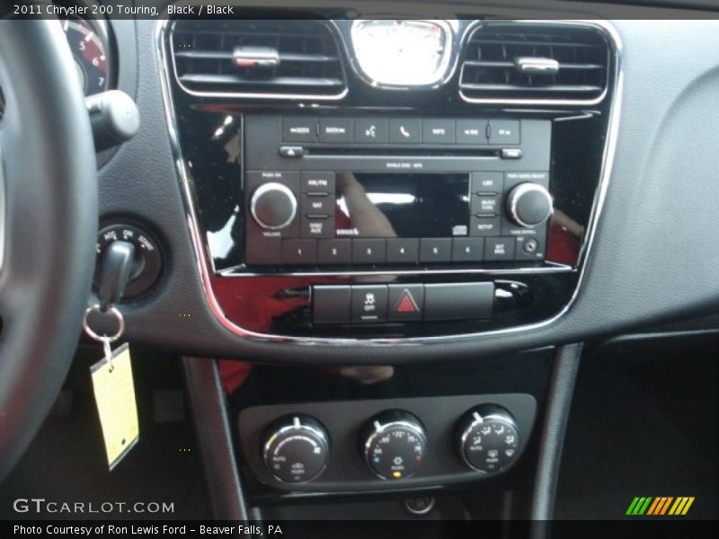 Black / Black 2011 Chrysler 200 Touring
