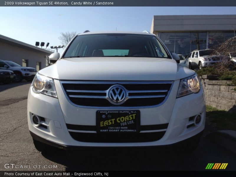 Candy White / Sandstone 2009 Volkswagen Tiguan SE 4Motion