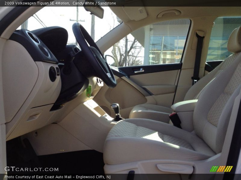 Candy White / Sandstone 2009 Volkswagen Tiguan SE 4Motion