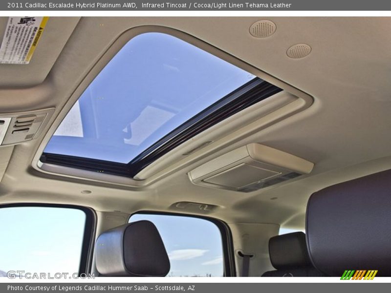 Sunroof of 2011 Escalade Hybrid Platinum AWD