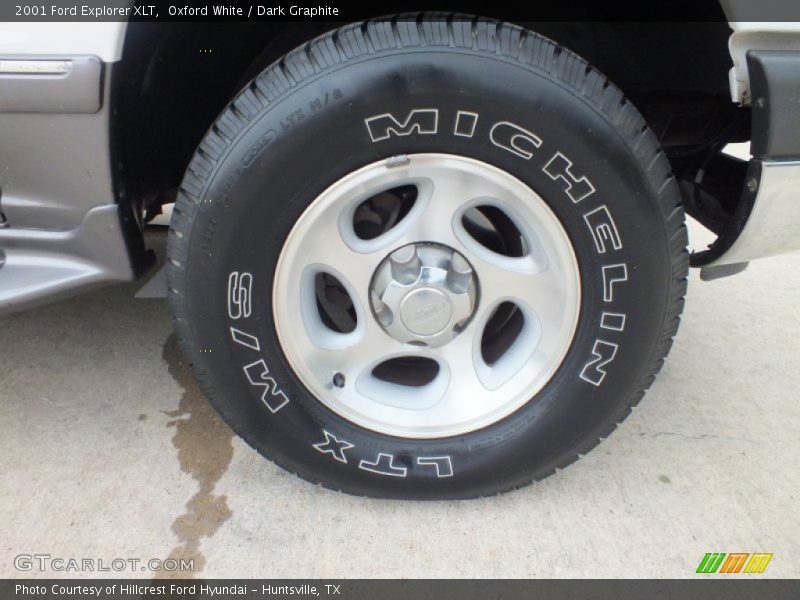 Oxford White / Dark Graphite 2001 Ford Explorer XLT