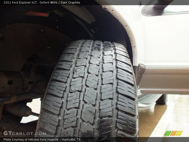 Oxford White / Dark Graphite 2001 Ford Explorer XLT