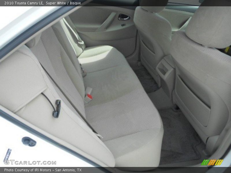 Super White / Bisque 2010 Toyota Camry LE