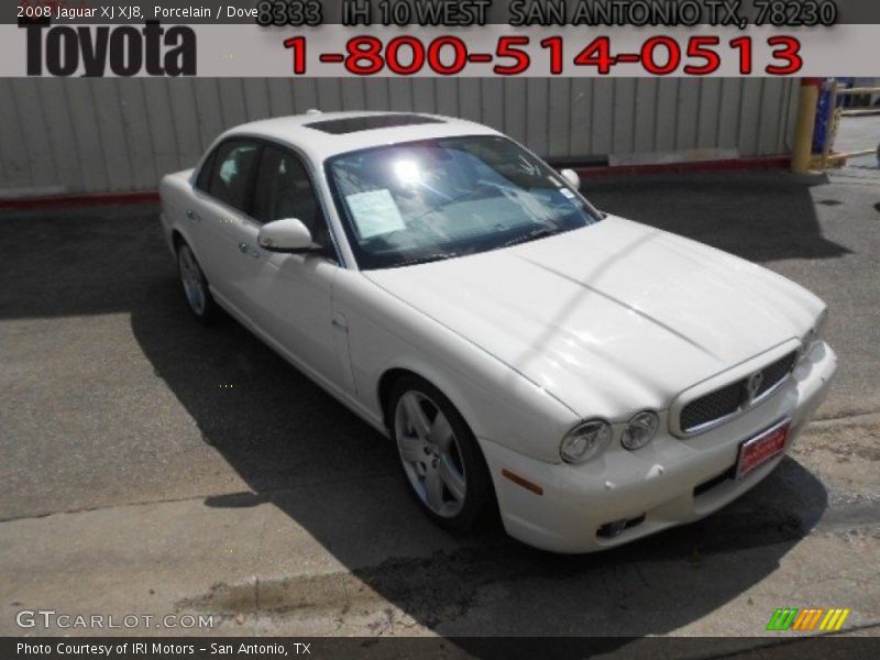 Porcelain / Dove 2008 Jaguar XJ XJ8