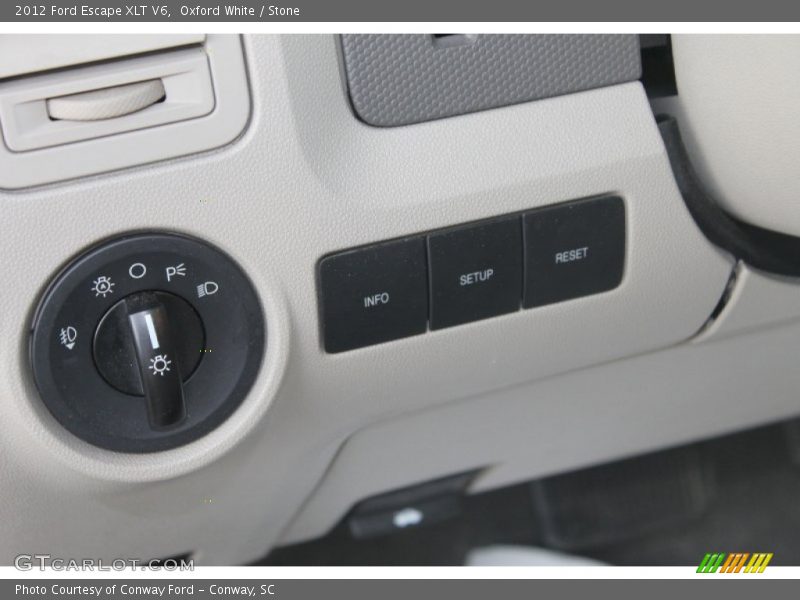 Oxford White / Stone 2012 Ford Escape XLT V6