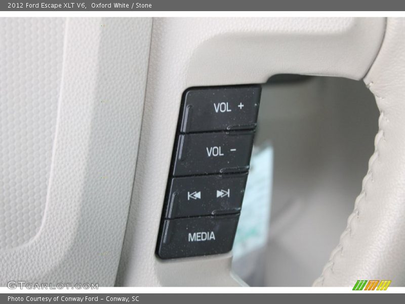 Oxford White / Stone 2012 Ford Escape XLT V6