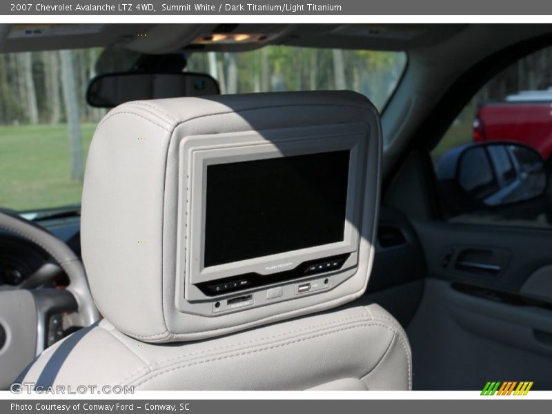 Summit White / Dark Titanium/Light Titanium 2007 Chevrolet Avalanche LTZ 4WD