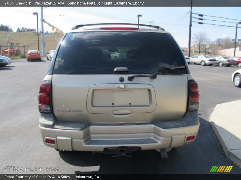 Sandstone Metallic / Light Cashmere/Ebony 2006 Chevrolet TrailBlazer LS 4x4
