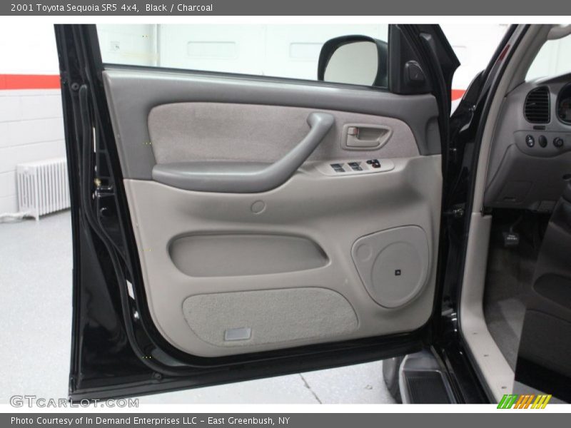 Black / Charcoal 2001 Toyota Sequoia SR5 4x4