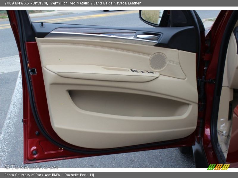 Door Panel of 2009 X5 xDrive30i