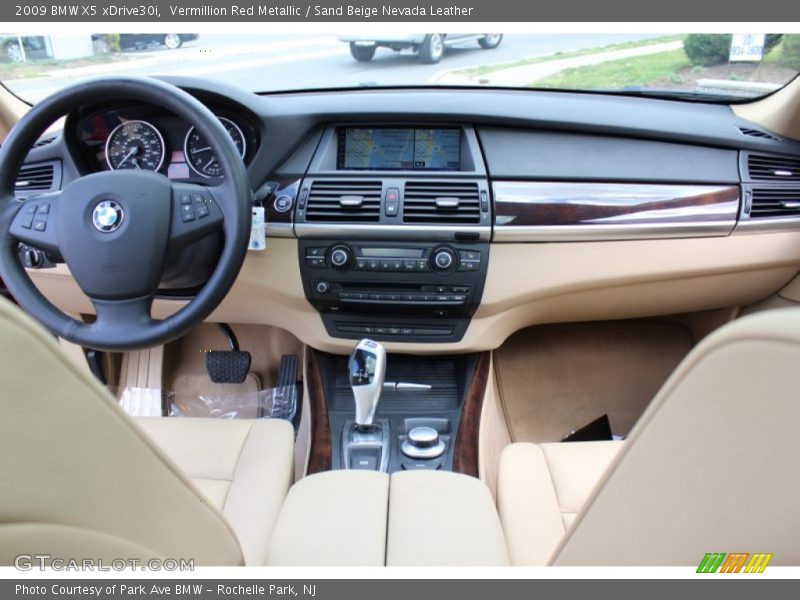 Dashboard of 2009 X5 xDrive30i