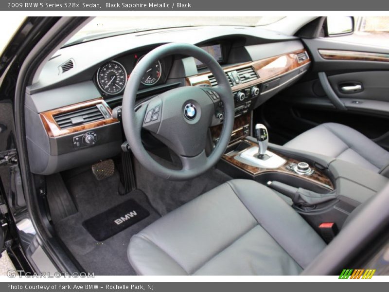 Black Interior - 2009 5 Series 528xi Sedan 