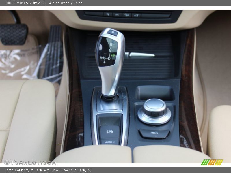 Alpine White / Beige 2009 BMW X5 xDrive30i
