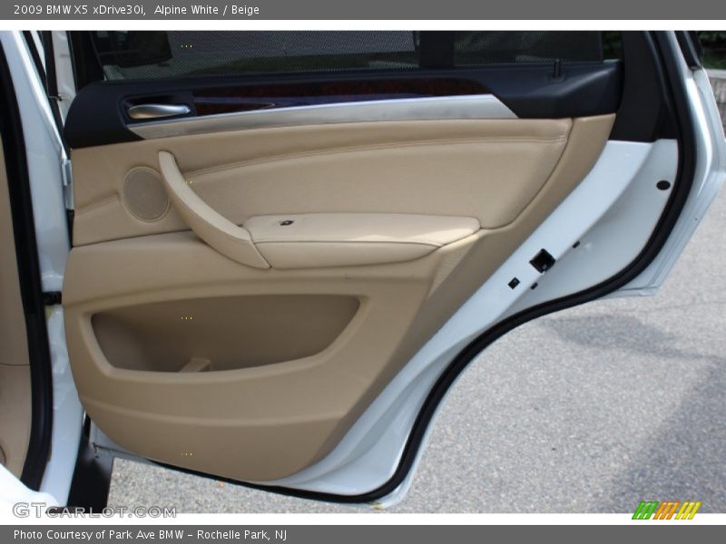 Alpine White / Beige 2009 BMW X5 xDrive30i