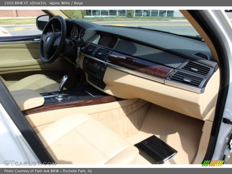 Alpine White / Beige 2009 BMW X5 xDrive30i