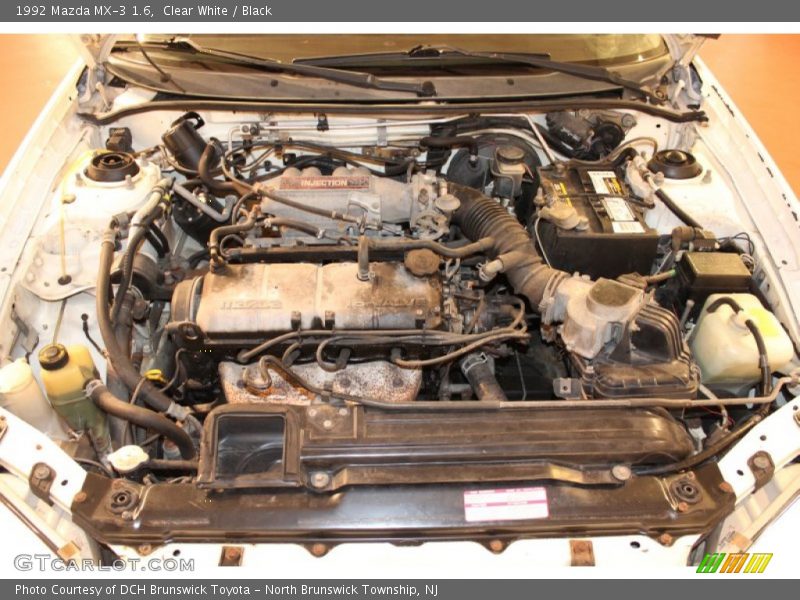 Clear White / Black 1992 Mazda MX-3 1.6