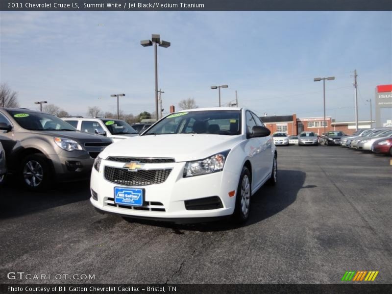 Summit White / Jet Black/Medium Titanium 2011 Chevrolet Cruze LS