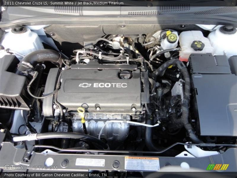 Summit White / Jet Black/Medium Titanium 2011 Chevrolet Cruze LS