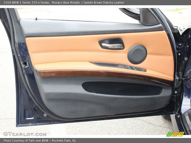 Door Panel of 2009 3 Series 335xi Sedan