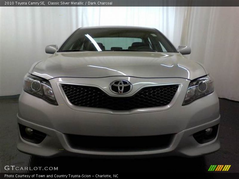 Classic Silver Metallic / Dark Charcoal 2010 Toyota Camry SE