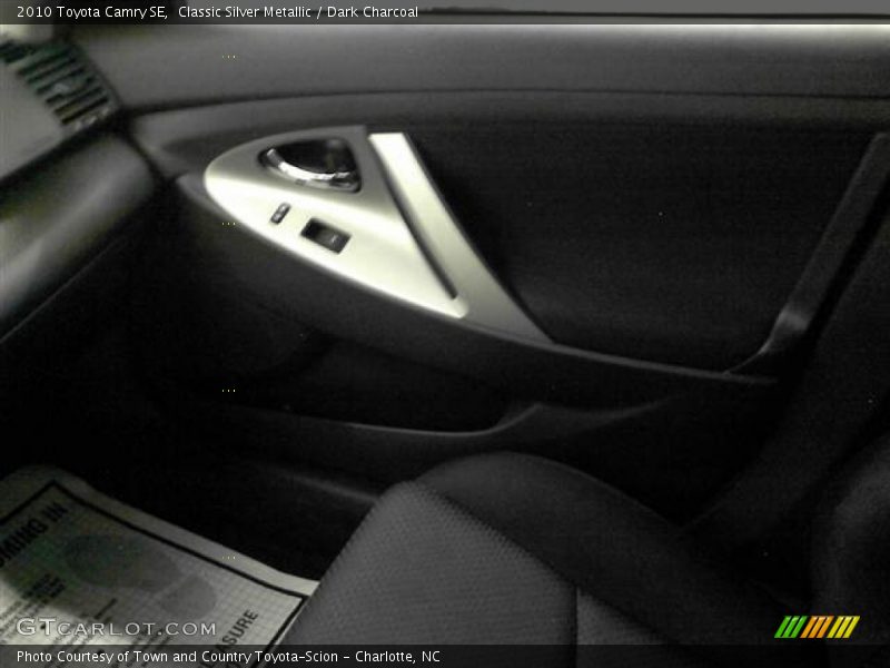 Classic Silver Metallic / Dark Charcoal 2010 Toyota Camry SE