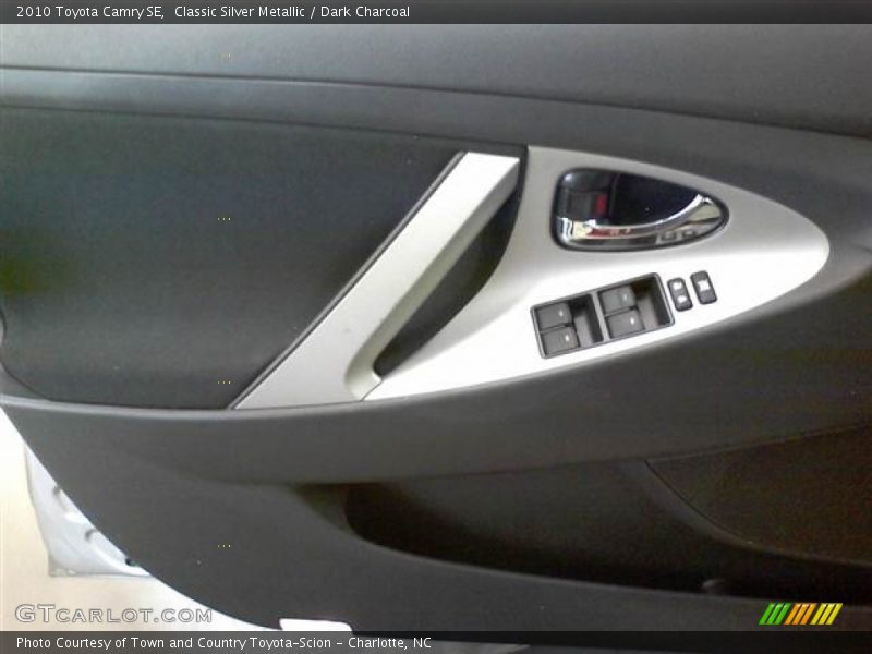Classic Silver Metallic / Dark Charcoal 2010 Toyota Camry SE