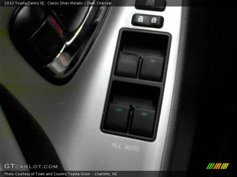 Classic Silver Metallic / Dark Charcoal 2010 Toyota Camry SE