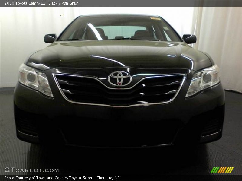 Black / Ash Gray 2010 Toyota Camry LE