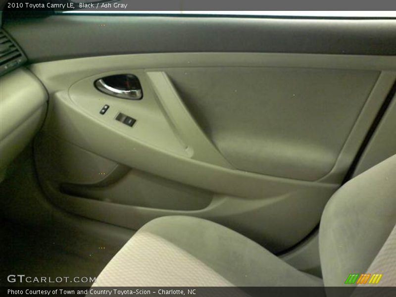 Black / Ash Gray 2010 Toyota Camry LE