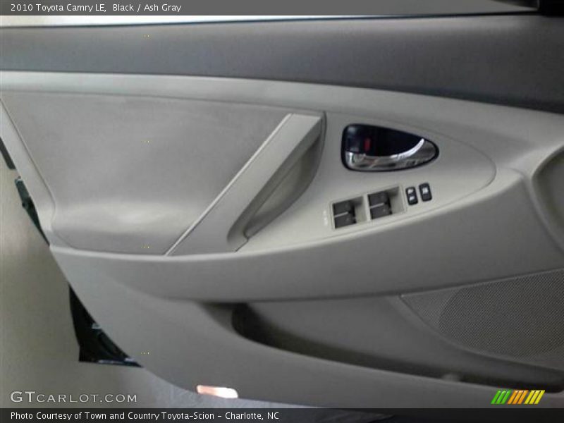 Black / Ash Gray 2010 Toyota Camry LE
