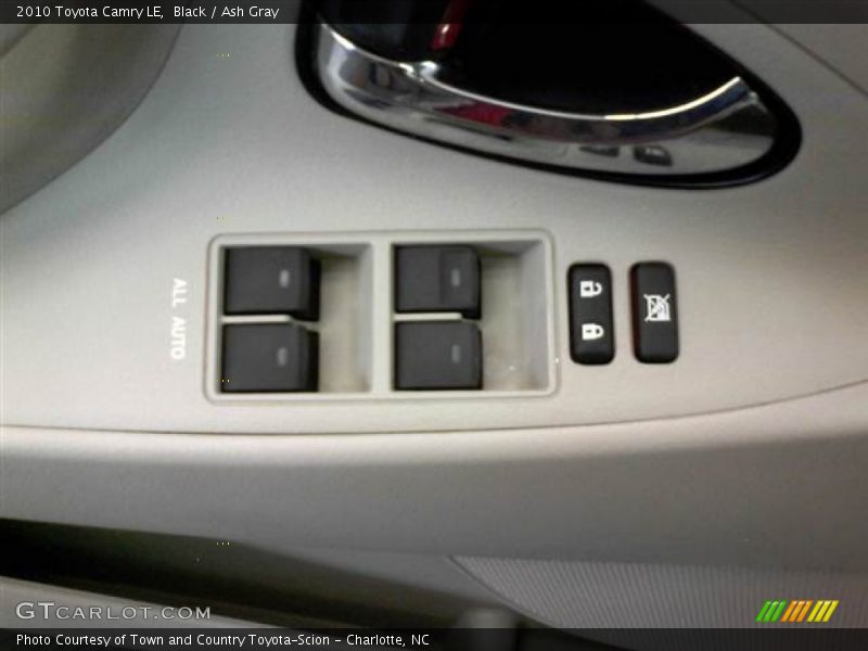 Black / Ash Gray 2010 Toyota Camry LE