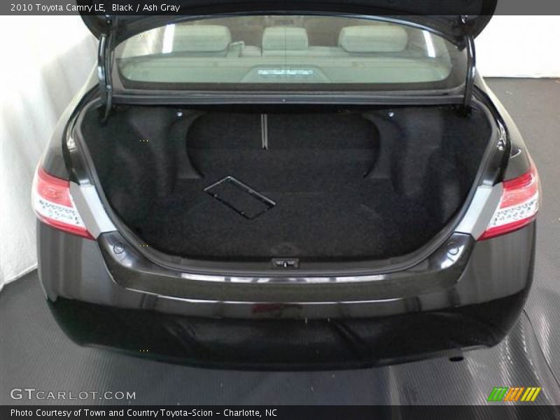 Black / Ash Gray 2010 Toyota Camry LE