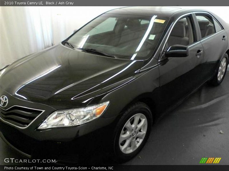 Black / Ash Gray 2010 Toyota Camry LE