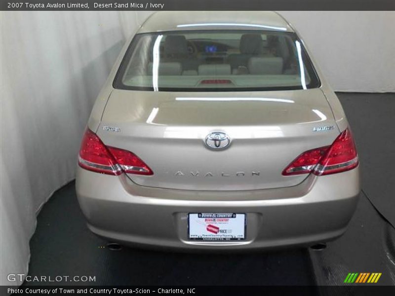 Desert Sand Mica / Ivory 2007 Toyota Avalon Limited