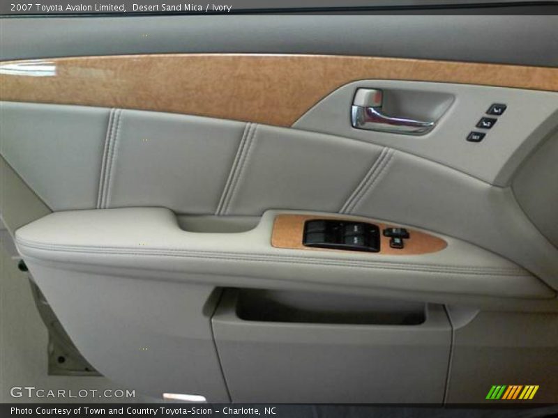 Desert Sand Mica / Ivory 2007 Toyota Avalon Limited