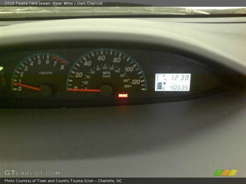 Polar White / Dark Charcoal 2010 Toyota Yaris Sedan