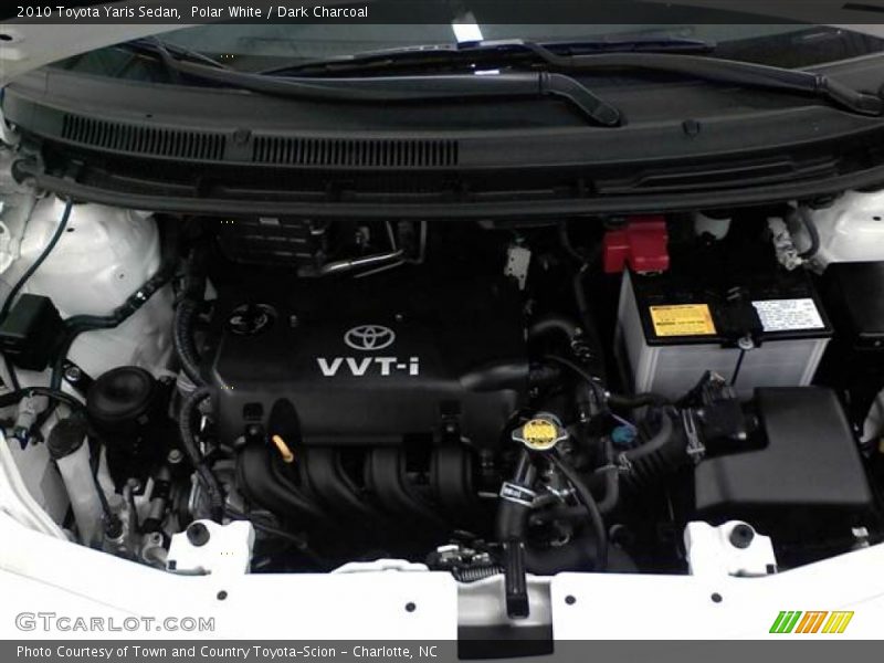 Polar White / Dark Charcoal 2010 Toyota Yaris Sedan