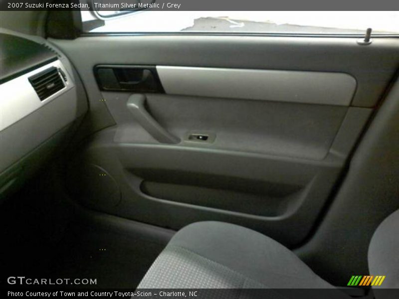 Titanium Silver Metallic / Grey 2007 Suzuki Forenza Sedan